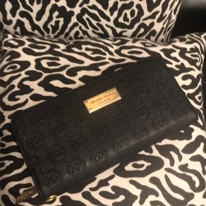 Michael Kors wallet